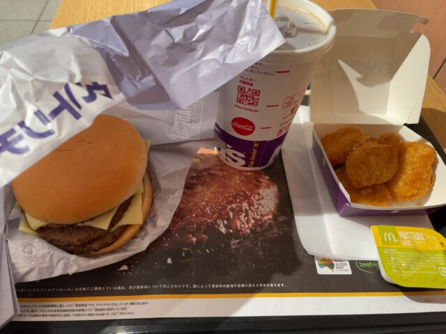 ANA SFC修行 2022 羽田空港 マック シャアコラボ ニュータイプ白いトリチ